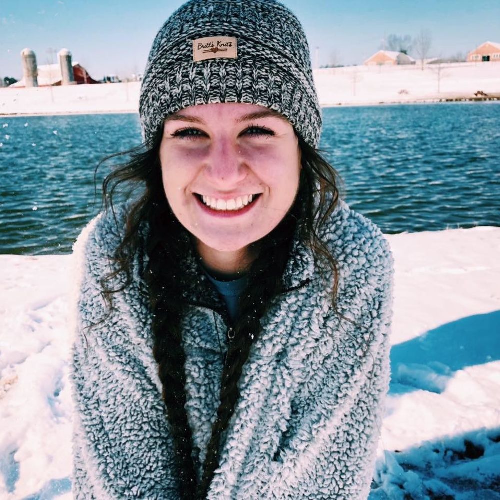 Meet your Posher, Phoebe